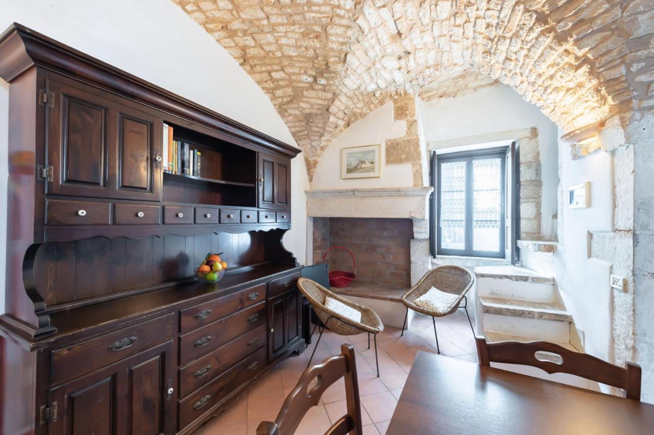 La Mansarda Di Martina By Rentbeat Apartman Martina Franca Kültér fotó